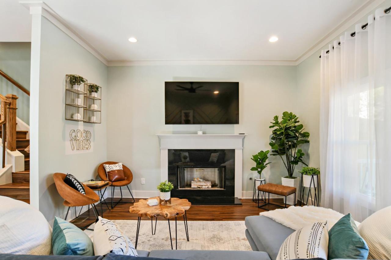 Sun Lit Modern Home With Good Vibes And Lots Of Coffee - Designedbydom Atlanta Eksteriør billede
